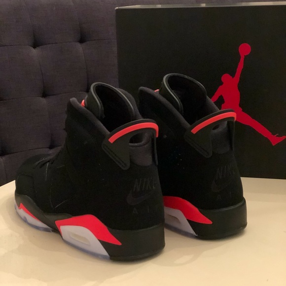 Jordan 6 Retro (Infrareds) - Picture 2 of 4